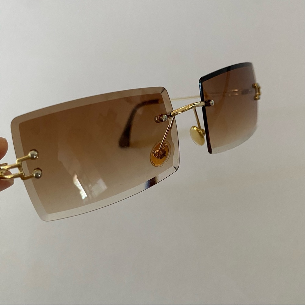 Fashion Rectangle Sunglasses with Case - Picture 3 of 7